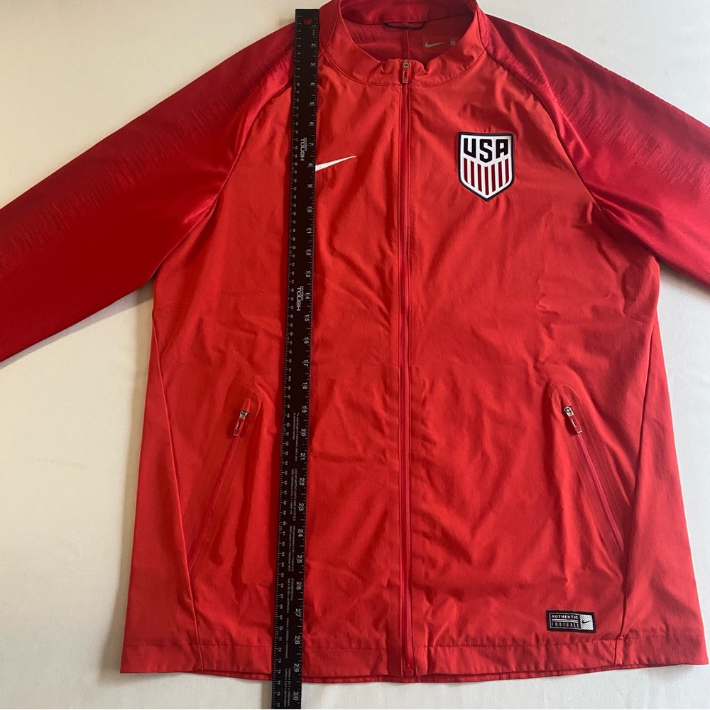 Nike USMNT Soccer Anthem Jacket Mens L SLIM Red Full Zip USA American Football - Picture 15 of 15